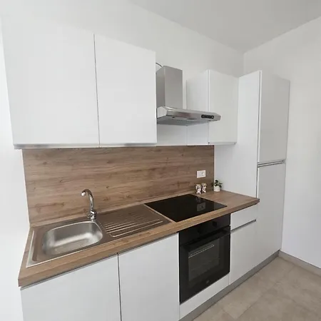 Pavife Ferienhaus Avola