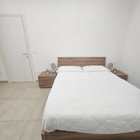 Nyaraló Pavife *